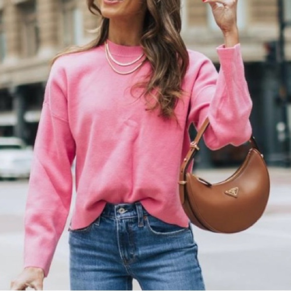 Abercrombie & Fitch Luxeloft Crew Pink Sweater